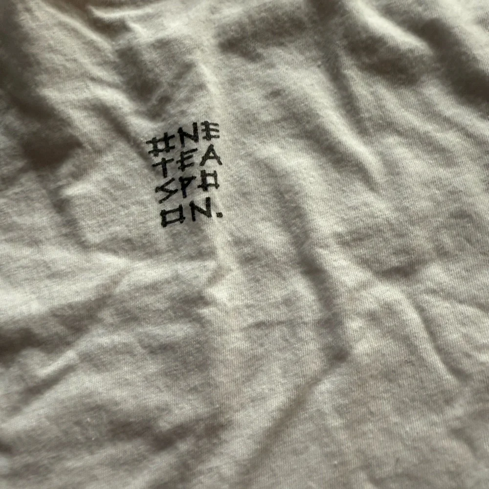 One Teaspoon White Graphic Tee - Picture 7 of 7